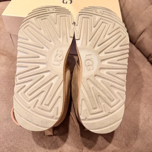 UGG Kids' Neumel II Boot - Picture 4 of 15